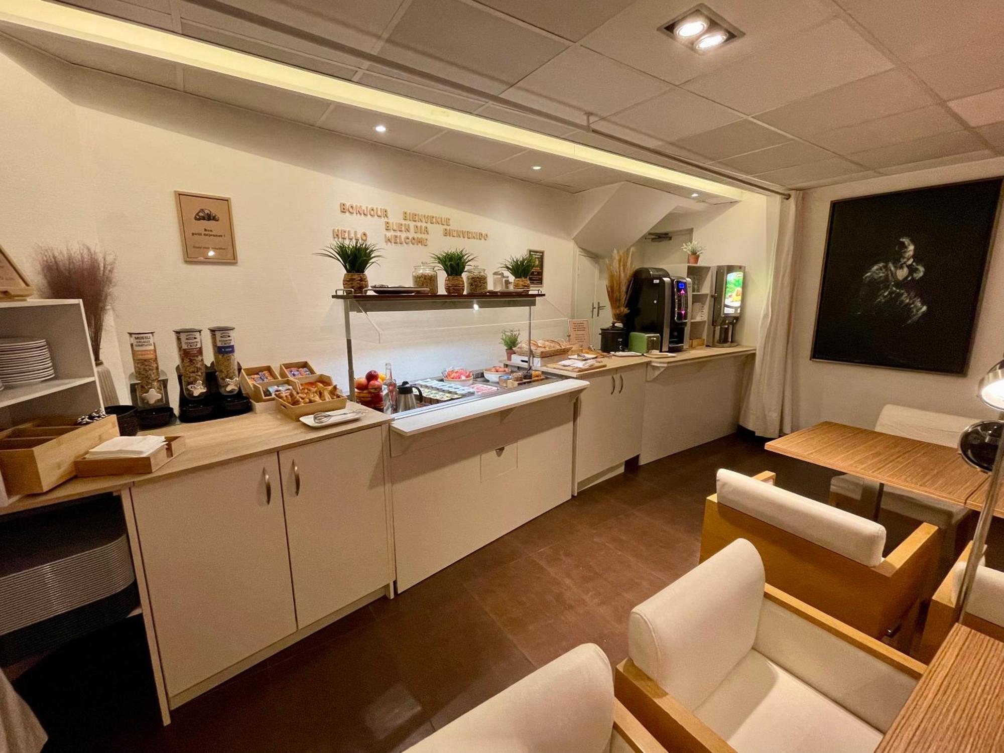 Abelha Hotel Le France ブリーブ・ラ ・ガイヤルド エクステリア 写真